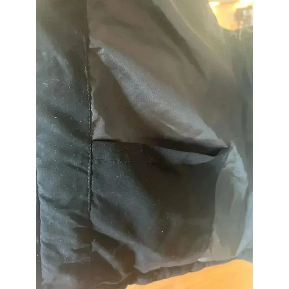 ST JOHNS BAY BLACK PUFFER VEST FULL ZIP MENS LARGE - Picture 4 of 7